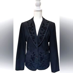 Chic Black Blazer w/Velvet Floral Designs. M/10